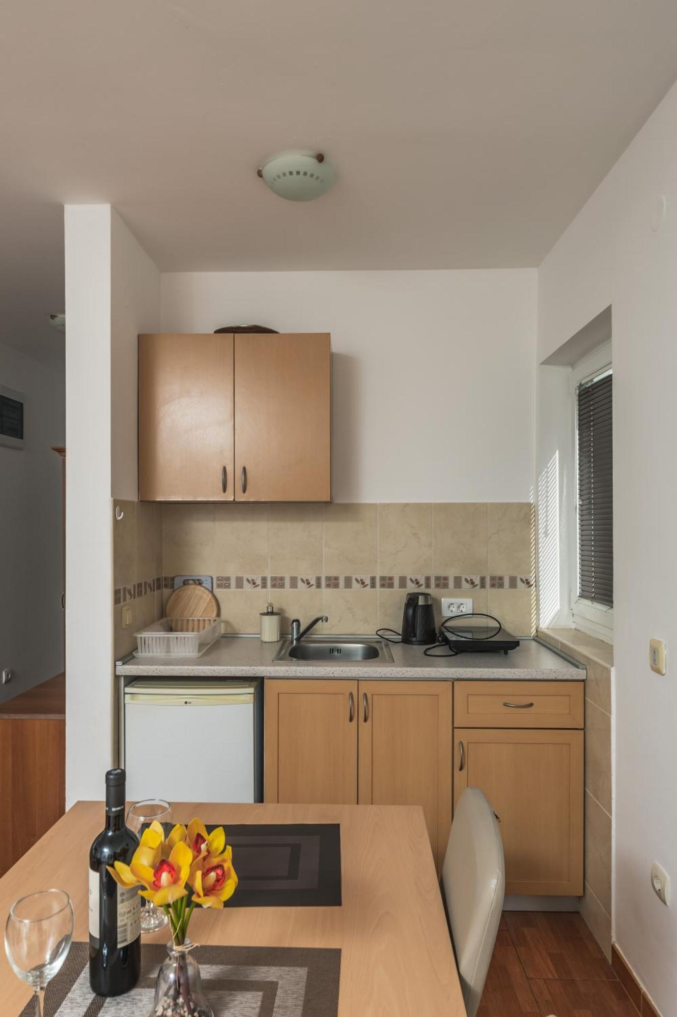 Apartments Franicevic Petrovac Bagian luar foto